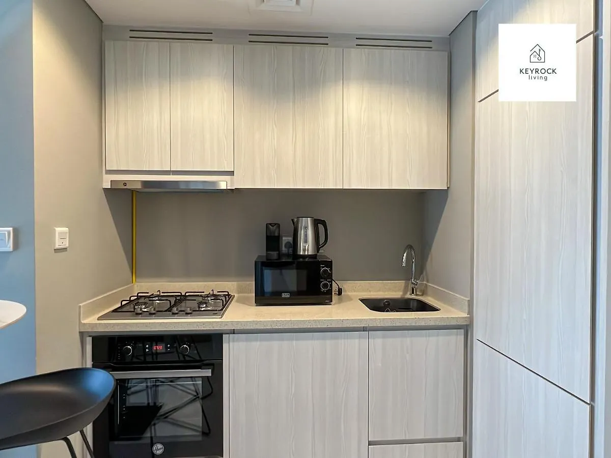 Keyrock Living - 1 Bedroom Apartments - Business Bay - Near Metro Station - Zada Tower Dubaï