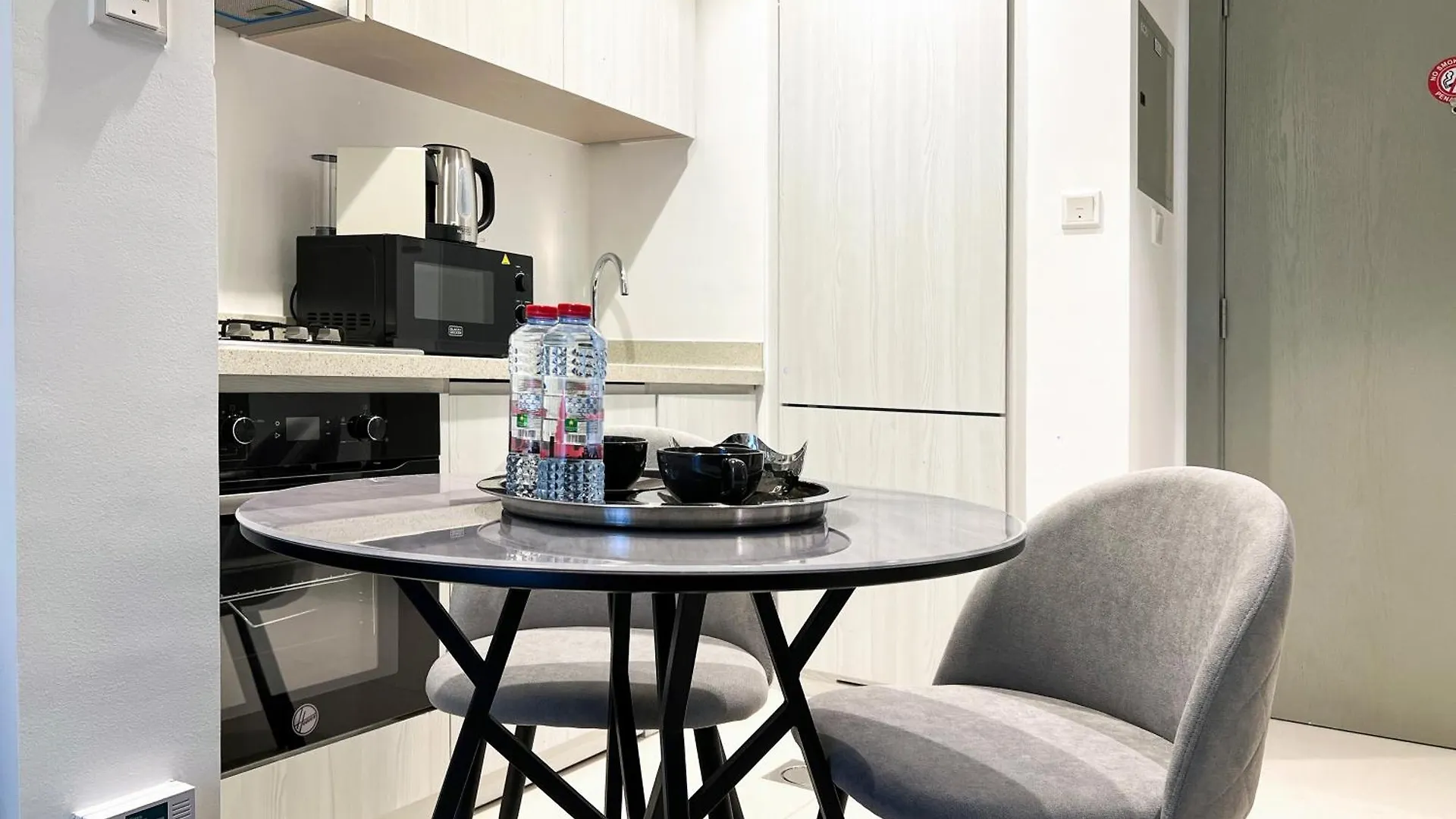 Keyrock Living - 1 Bedroom Apartments - Business Bay - Near Metro Station - Zada Tower Dubaï